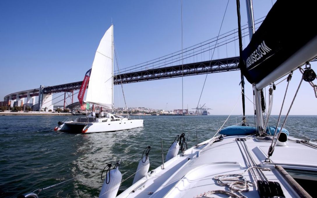 sailboat tour lisbon