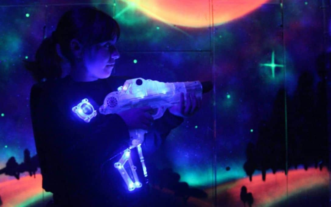 Laser tag game for groups in Barcelona from 7€ 