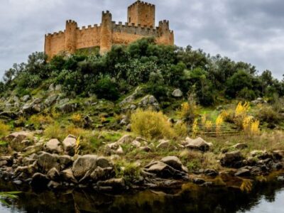 Visita el Castillo de Almourol y Tomar | TITOTRAVEL