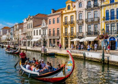 Lisboa a Oporto con Paradas en los canales de Aveiro y barcos tradicionales | TiToTravel