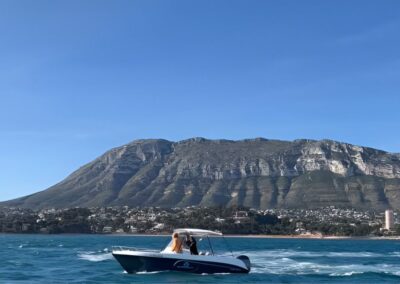 Alquiler y paseo de barco en Denia | TITOTRAVEL