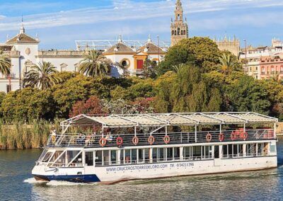 Paseo en barco Sevilla | TITOTRAVEL