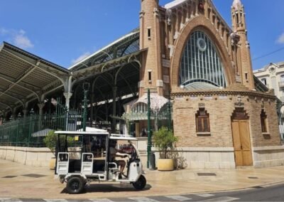 Paseo tuk tuk Valencia | TiToTravel | City tour en tuk tuk Valencia