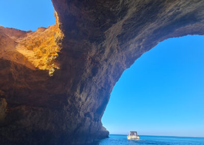 Benagil sin turistas Algarve | TITOTRAVEL