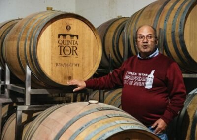 Tour y Cata de vinos Bodega Quinta da Tôr en Albufeira | Visita con cata en Albufeira