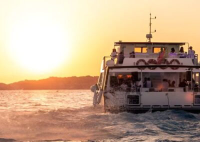 Sunset Barco Portimão con música | TITOTRAVEL