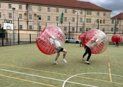 Burbujas de fútbol en Praga | Titotravel | Fútbol en burbuja en Praga