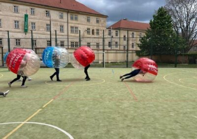 Burbujas de fútbol en Praga | Titotravel | Fútbol en burbuja en Praga