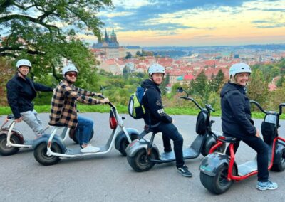 Tour Praga en bicicleta | Titotravel | Paseo en bicicleta por Praga