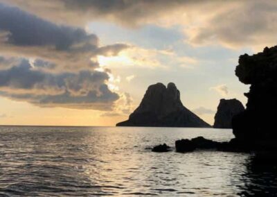 Paseo al atardecer por Ibiza | TITOTRAVEL