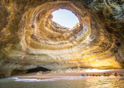 Tour en Kayak por la Costa de Benagil | TITOTRAVEL