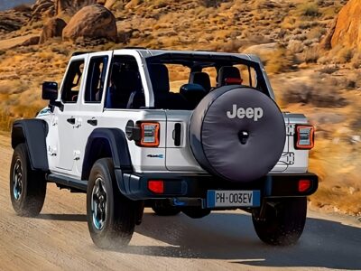 Ruta guiada en Jeep Wrangler por Ibiza | TITOTRAVEL