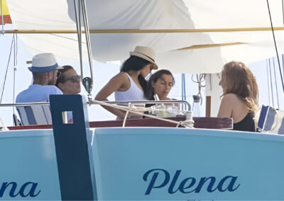 Fiesta Privada en velero Lluna Plena Ibiza con todo incluido | TITOTRAVEL