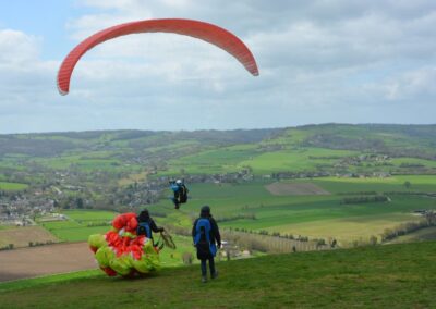 Vuelo en parapente desde Madrid | TITOTRAVEL | Experiencia aérea en parapente Madrid