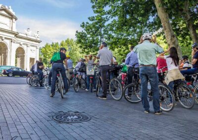 Tour guiado en bicicleta Madrid | TITOTRAVEL | Ruta guiada en bicicleta Madrid