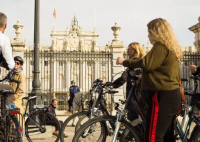 Tour guiado en bicicleta Madrid TITOTRAVEL