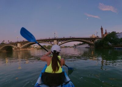 Kayak al atardecer Sevilla | TITOTRAVEL | Kayak al caer el sol Sevilla