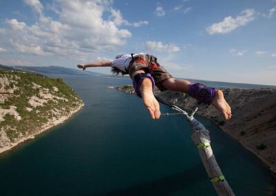 Salto de puenting solo los Domingos Aznalcóllar Sevilla | TITOTRAVEL | Puenting Aznalcóllar Sevilla