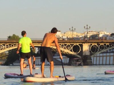 Excursión diurna Standup Paddleboarding Sevilla | TITOTRAVEL