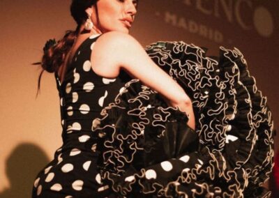 Espectáculo tradicional de flamenco en el Centro Cultural Madrid | TITOTRAVEL | Actuación tradicional de flamenco en el Centro Cultural