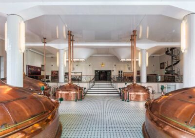 Tour por la Antigua Cervecería Estrella Damm Barcelona | TITOTRAVEL | Visita a la Antigua Fábrica de Cerveza Estrella Damm