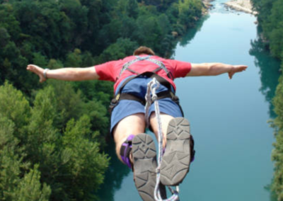 Puenting sobre el río Júcar Valencia | TITOTRAVEL | Salto extremo desde puente