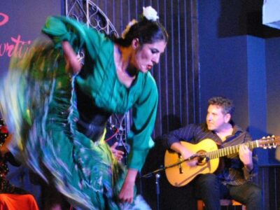 Actuación flamenca con cena y taller Madrid | TITOTRAVEL