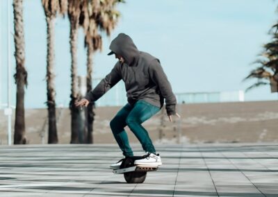 ONEWHEEL Barcelona Puerto Olimpico | TITOTRAVEL