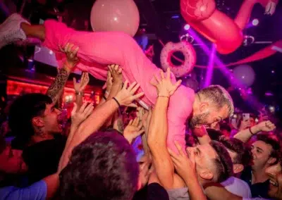 Despedida de soltero con Enano en Lisboa | TITOTRAVEL