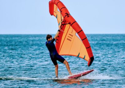 Clase de Wingfoil en Valencia | TITOTRAVEL