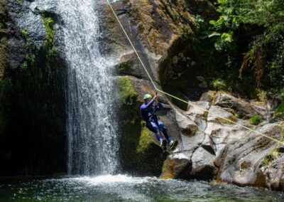 Descenso de barrancos en Braga | TITOTRAVEL