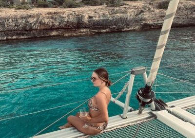 Barco en Mallorca con cena incluida | TITOTRAVEL