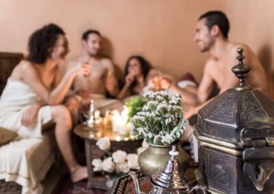 Sesión de relajación con masaje en Hammam Al Ándalus Málaga | TITOTRAVEL
