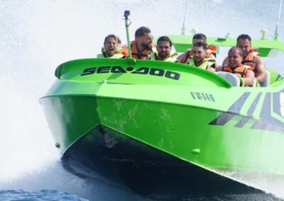 Lancha rápida Barcelona | TITOTRAVEL